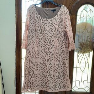 Chris McLaughlin 18W lace dress